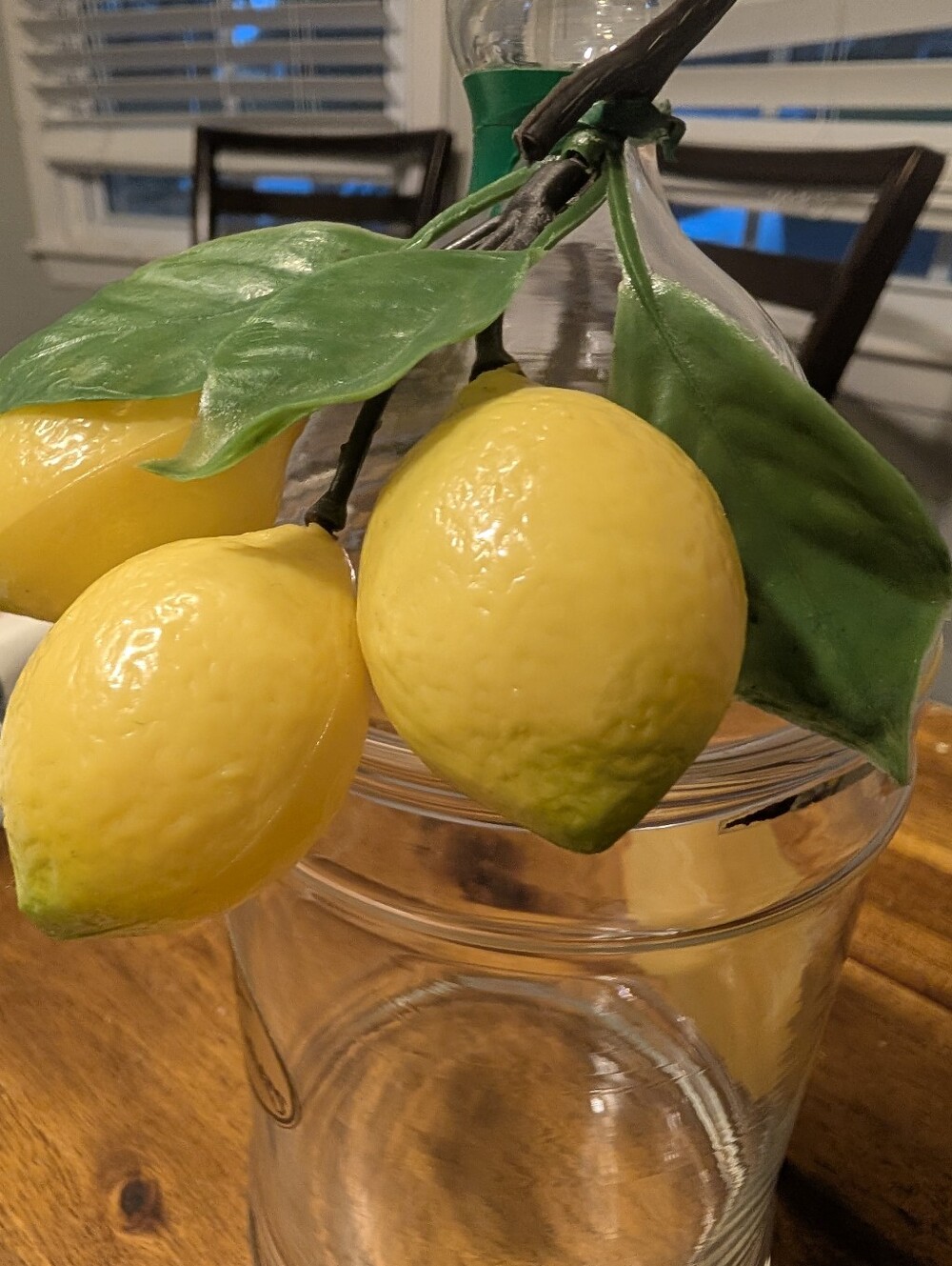 Vintage Apothecary Jar With Plastic Fruit Lemons - Picture 4 of 7